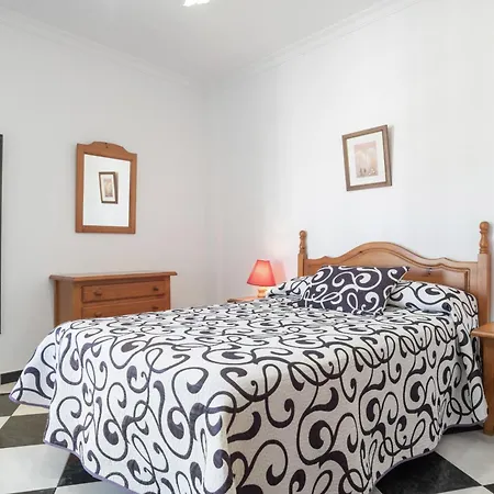 Paqui Conil - Familias Apartment *