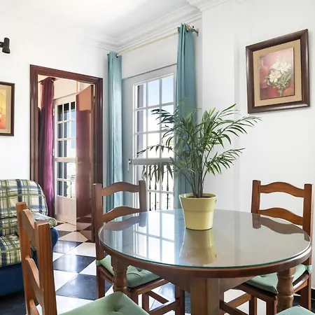 Paqui Conil - Familias Apartment